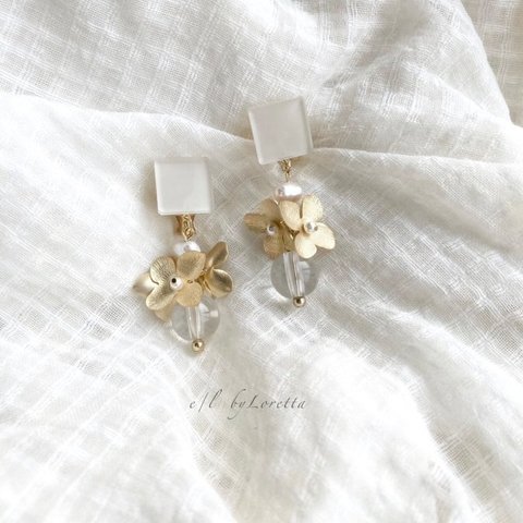 Color Square mat flower tassel pierce/earring(Off-white) [cc]