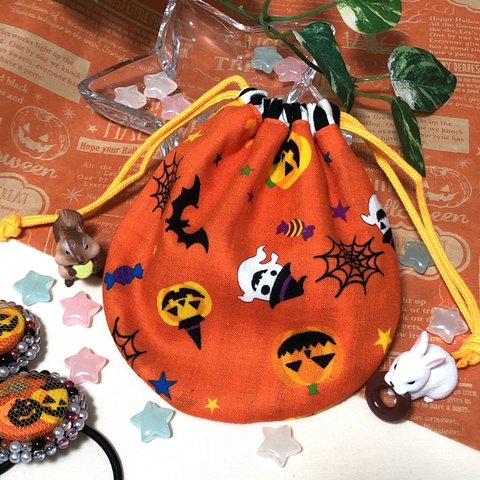 🎃ハロウィン柄  しずく型巾着  ポーチ  巾着