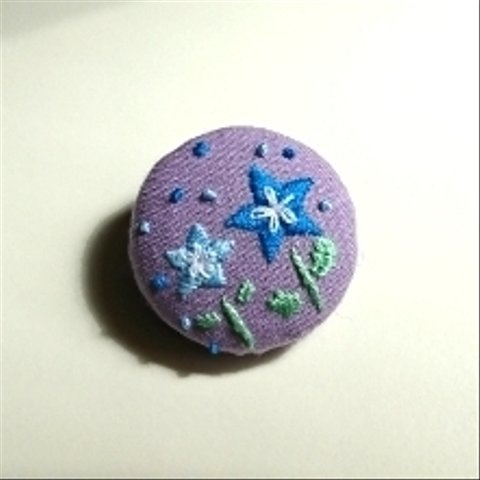 手刺繍 桔梗のブローチ