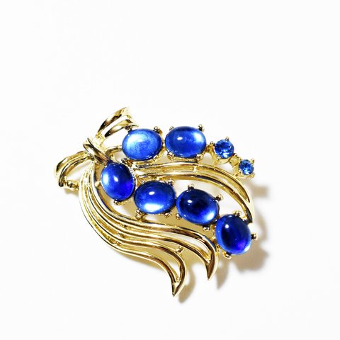 Vintage 1950's blue　glass stone riboon motif brooch