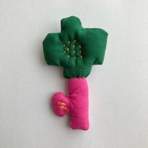 お花のブローチ（グリーン）　刺繍