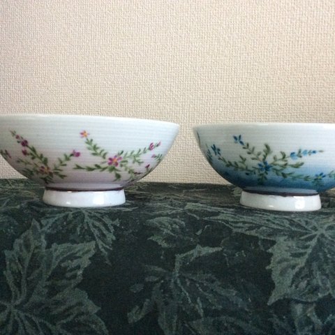 小花の夫婦茶碗