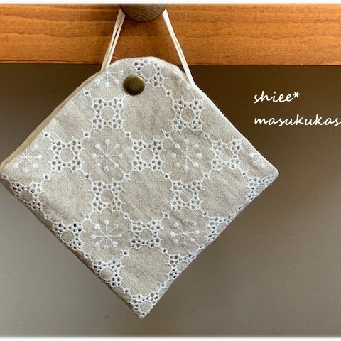 刺繍レースリネンのマスクケース♪  