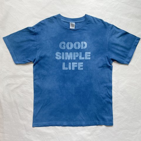 送料無料  "良い人生でシンプルな人生を" GOOD SIMPLE LIFE 藍染Tシャツ 鯨　ムラ染め