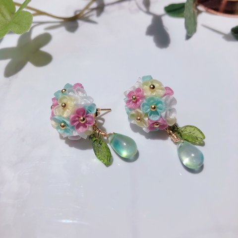 つまみ細工 ピアス［紫陽花のひと雫✴︎可憐］