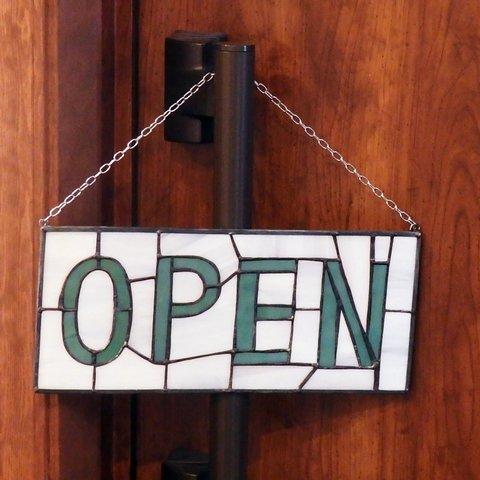 ステンドグラスのストアサイン　「OPEN」