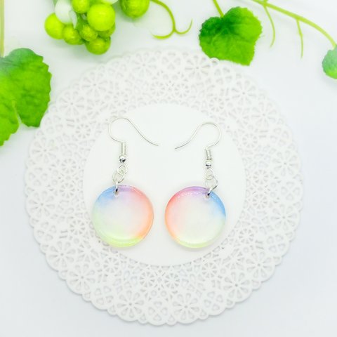 虹🌈のシャボン玉ピアス/イヤリング変更可