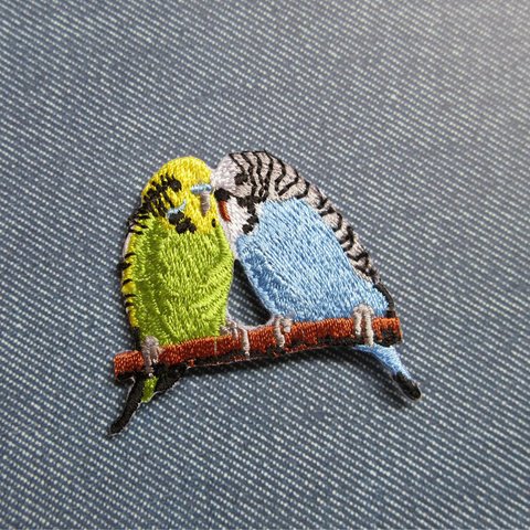 刺繍ワッペン　セキセイインコ