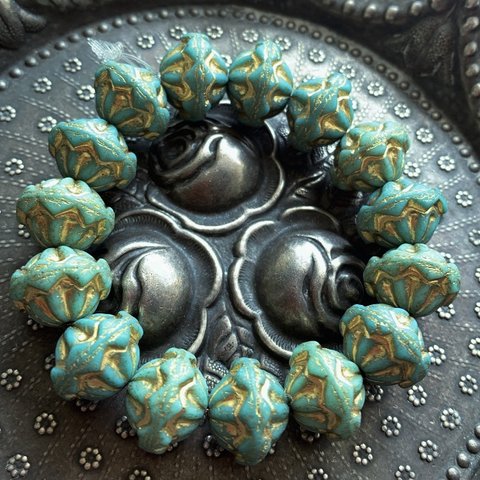 光るのも光らないのも【2コセット】JIRI＊IVANA#czech beads#チェコビーズ　UFO🛸saturn🪐13✖️10㍉ turquoise/bronze