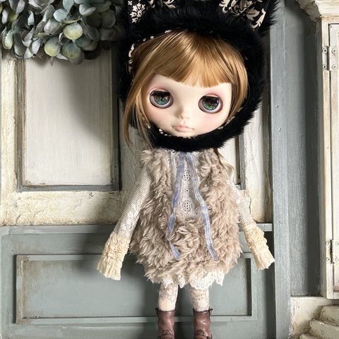 2400 もふもふ アッシュブラウン monster ワンピース Blythe ブライス アウトフィット 洋服