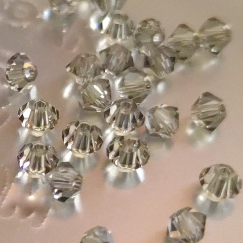 【スワロ 5301-3】ブラックダイヤモンド:3mm ～ 50個  
