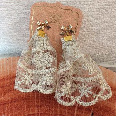 レースリボンピアス🎀