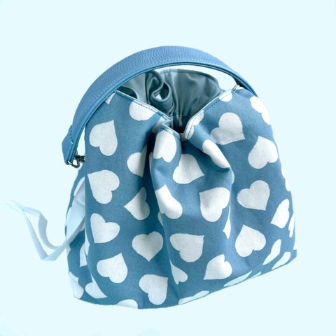 異巾着型ෆ‪‪ ハートハンドバッグ ෆ‪ 《 color : ブルー 》
