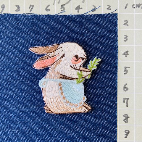 1枚入うさぎ　ウサギ刺繍アイロンワッペン