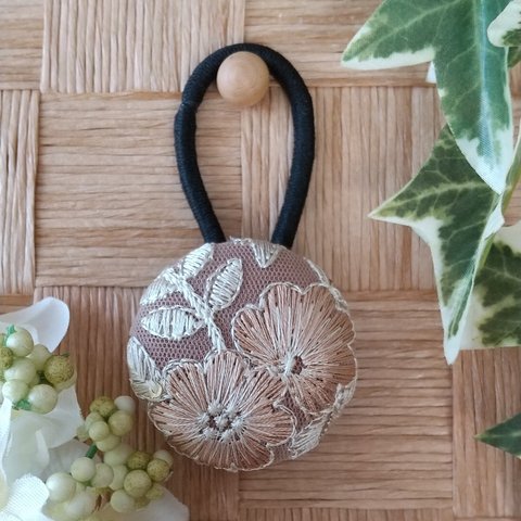 インド刺繍リボン くるみボタン ヘアゴム＊ココア色＊