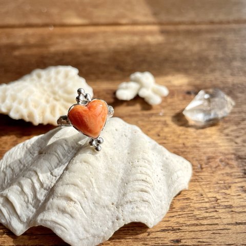 12号〜14号 【◎サイズ調整可】《silver925》orange heart ＊spiny oyster shell ring ❁