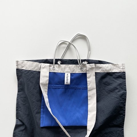 【Daily 2way tote bag】ナイロン素材 / navy Blue