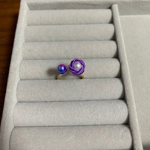 紫バラとグラデーションパールのRING