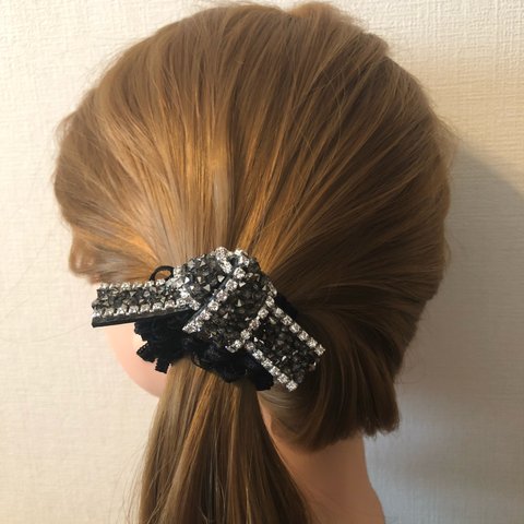 キラキラストーン   シルバーグレー ヘアゴム シュシュ