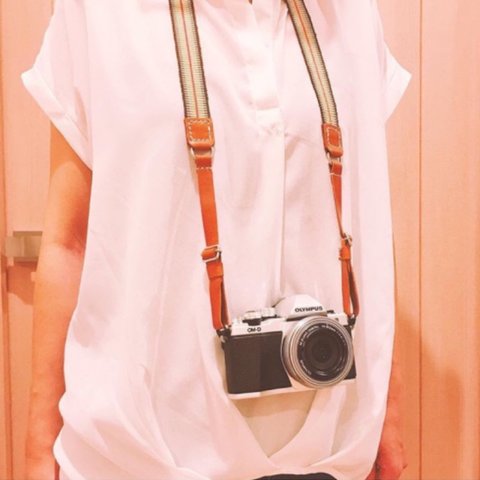真田紐×レザーのカメラストラップ