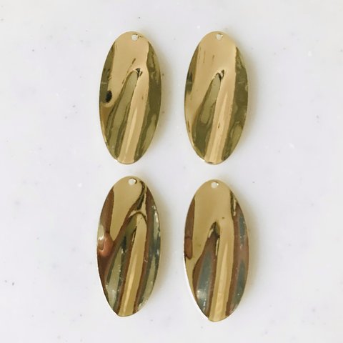 Gold Rough Oval Pendant Tops