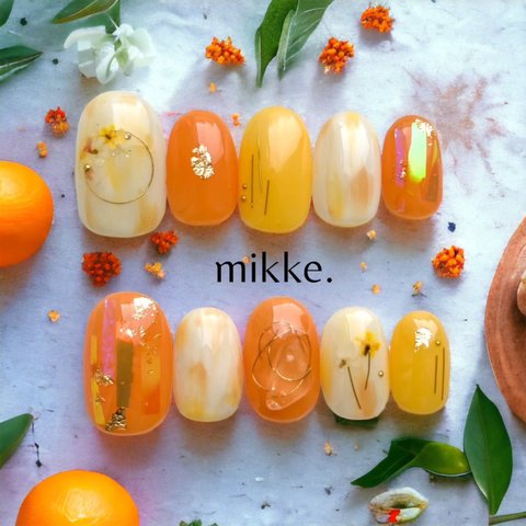 【 カラー変更無料 】ネイルチップ〔 mikke. 〕 / 花柄 押し花 春 オレンジ