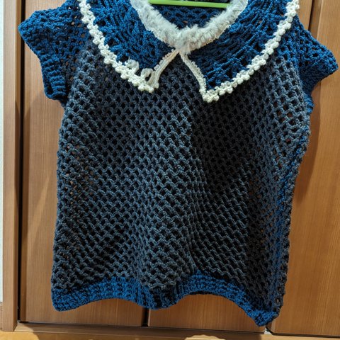 手編みニット襟付き　袖なしセーター