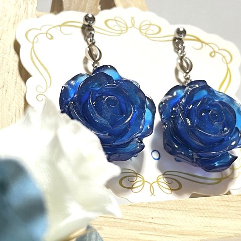 青薔薇ピアス  シルバー