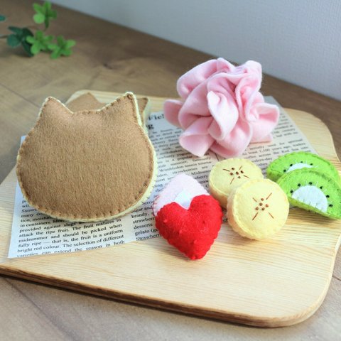 ねこパンケーキ★フルーツ&クリームセット★フェルトままごと★食育にも！