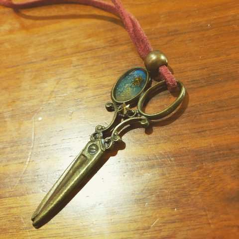 夜空を切り取る✂︎/ネックレス