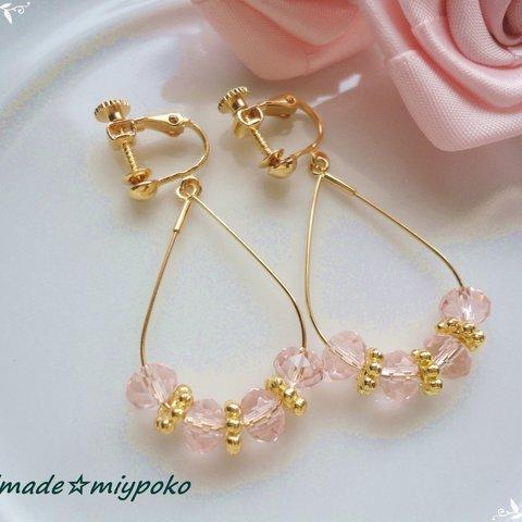 桜の雫☆SWAROVSKI☆ＰＩＮＫ☆雫型フープ☆イヤリングｏｒピアス