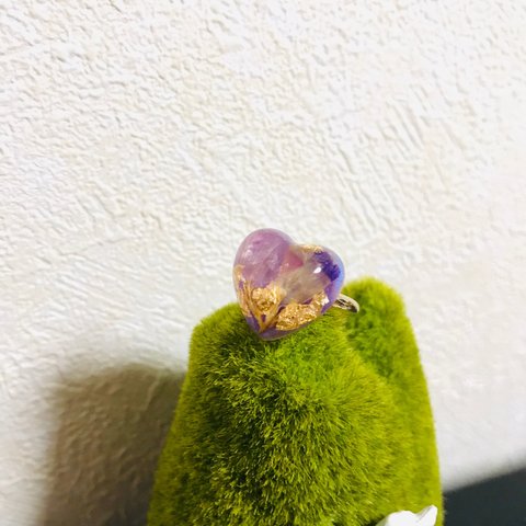 お花の大ぶりリング(紫)