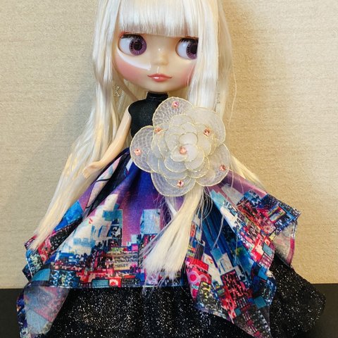 メッシュフラワー　お花のコサージュ　お花のブローチ