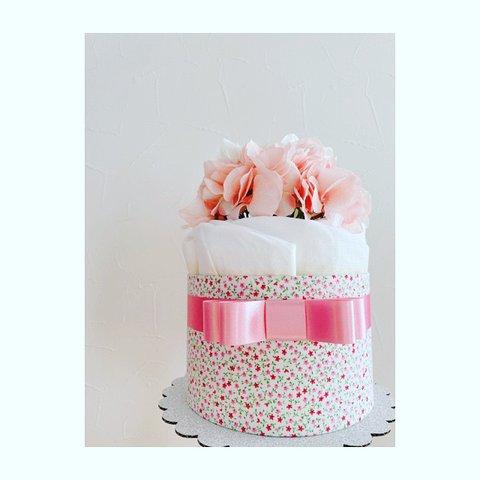 【お花好きなママへ】小花柄ピンクダイパーケーキ♡おむつケーキ
