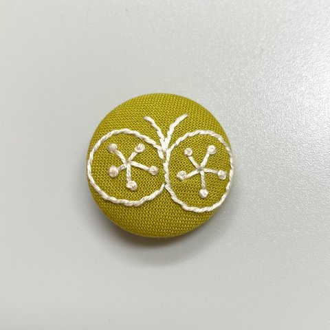 No.85▶︎刺繍＊ちょうちょのヘアゴム