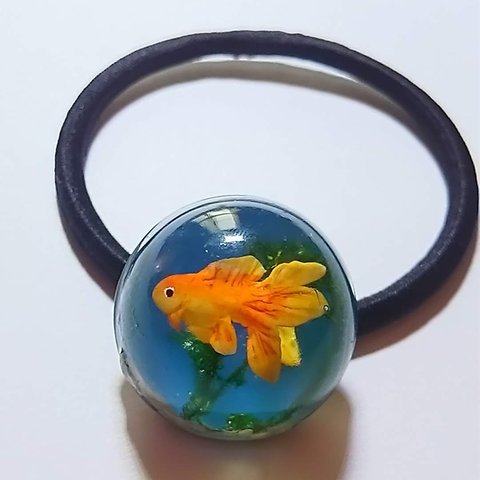 ほんのり蓄光♪　金魚　アクアリウム　ヘアゴム