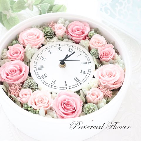 【送料無料】愛らしいピンクのローズリース風の花時計｜結婚祝い・新築祝い・開業祝い等　pre.050