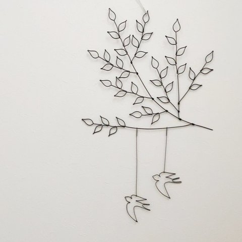 鳥と木の枝　ツバメ　ワイヤークラフト　ワイヤーアート