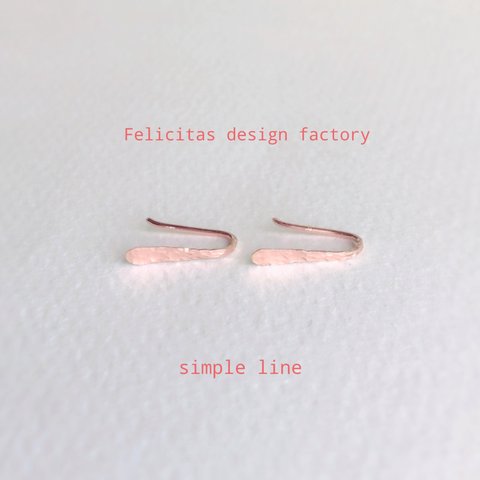 14kgf pink gold：槌目模様のpetit pierce