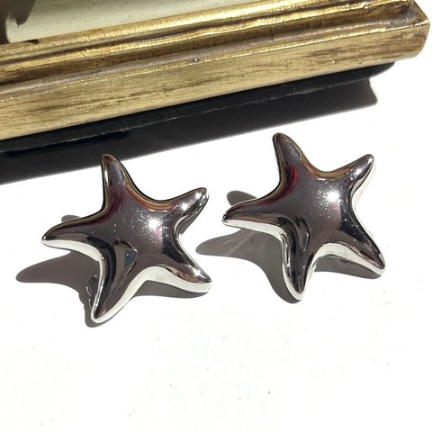 0954 90sVINTAGE EARRING  GIVENCHY スターモチーフヴィンテージ　アンティーク イヤリングクラシカル　クリップナチュラル　カジュアルブライダルジュエリ- メンズ ギフト