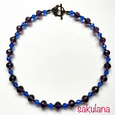 💐 special price    紫と青のガラスビーズのネックレス
