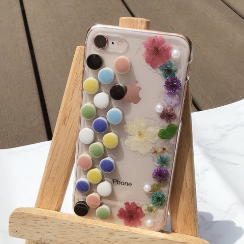 丸いタイルがかわいいタイルと押し花のiPhoneケース　　　　全機種対応　スマホケース　スマホカバー