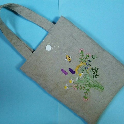 ハーブのお花達刺繍のミニバッグ(スナップボタン付) 