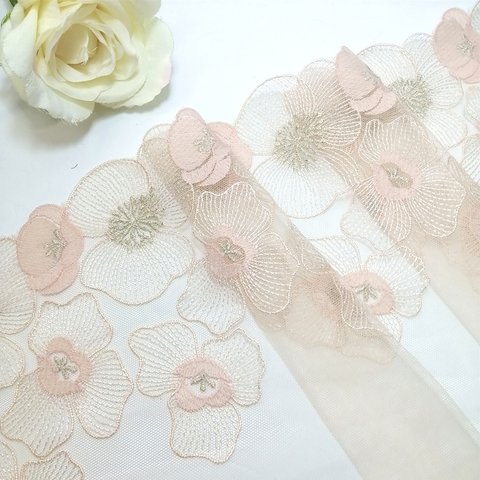 2m 金糸入りキラキラ　刺繍チュールレース　ハンドメイド　はぎれ　生地　手芸　