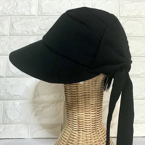 【淑女のお出掛けハット】大きなブリムとバックリボンが素敵な黒のお帽子