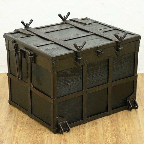 希少弾薬箱トランク収納ローテーブル日本軍戦争物無骨ミリタリーインダストリーインテリア