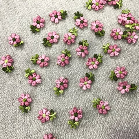 T9056-1   刺繍モチーフ　10個