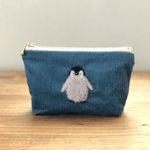 コーデュロイの刺繍ミニポーチ（ペンギン）