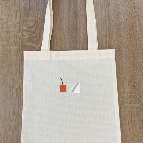 【受注製作】パン&ジュース🍹刺繍トートバッグ　