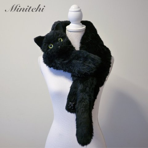 ぬいぐるみみたいな 黒猫マフラー　ストール　黒ねこ　猫雑貨　猫グッズ　リアル